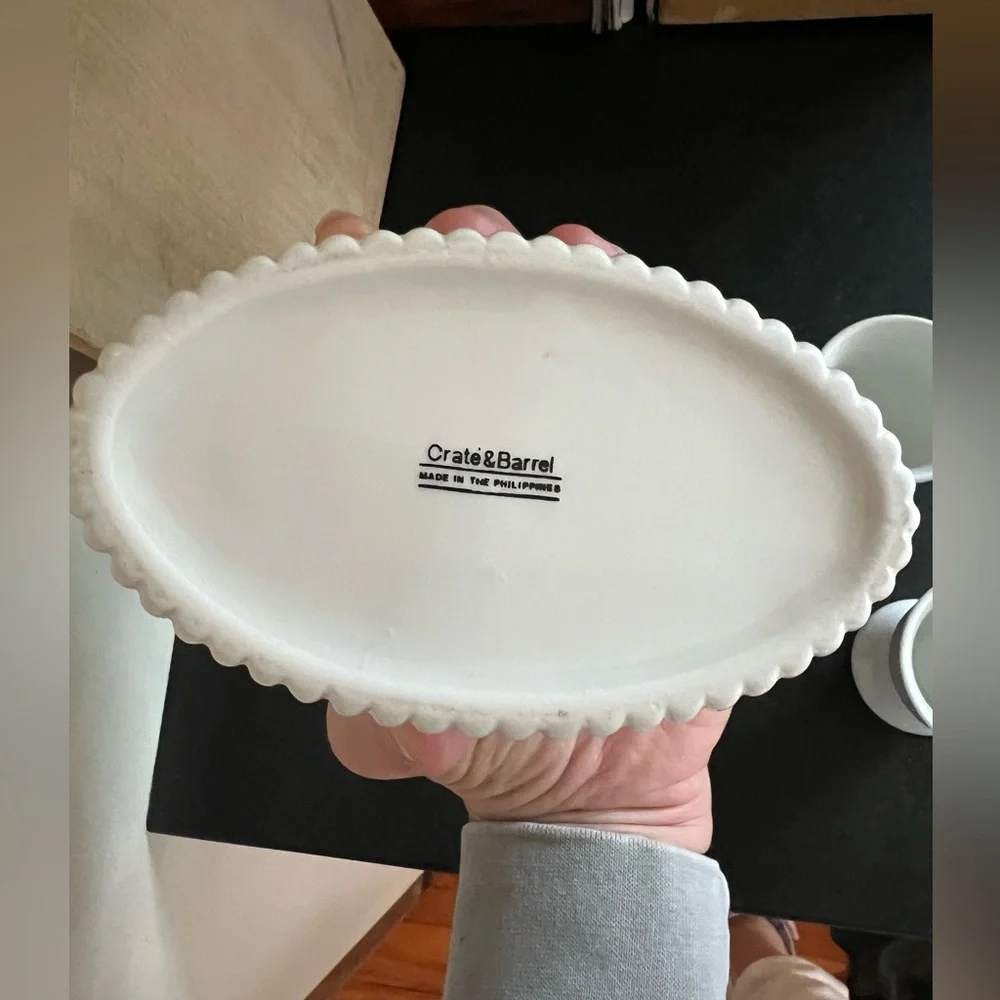 Crate & Barrel Small covered Serving White Porcelain Oval Duck Casserole Dish